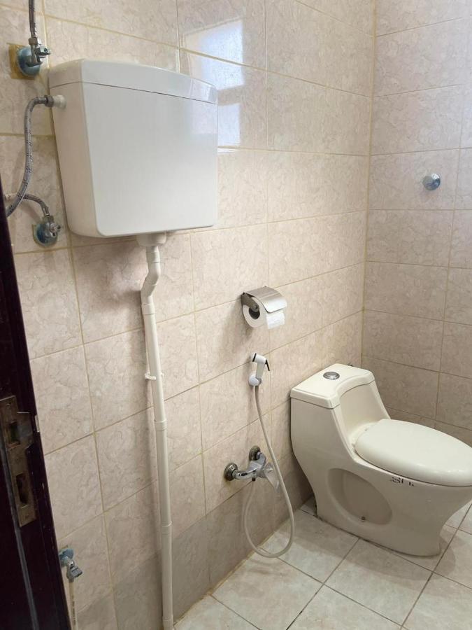 ריאד Spacious Apartments At Basla St 3 Mins From King Fahd Stadium מראה חיצוני תמונה