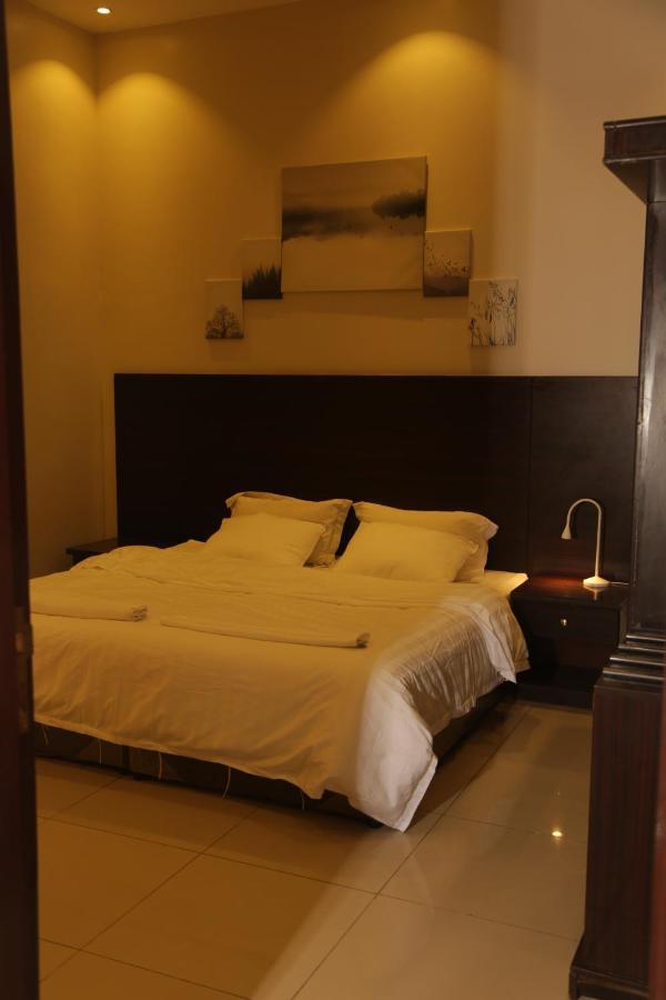 ריאד Spacious Apartments At Basla St 3 Mins From King Fahd Stadium מראה חיצוני תמונה